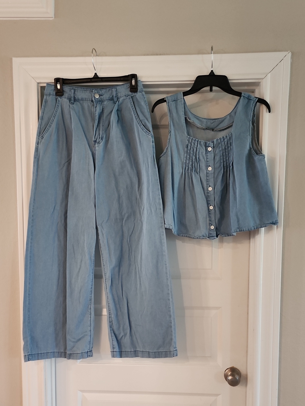 Dazy Light Weight Blue Denim Wide-Leg Pants & Tank Set